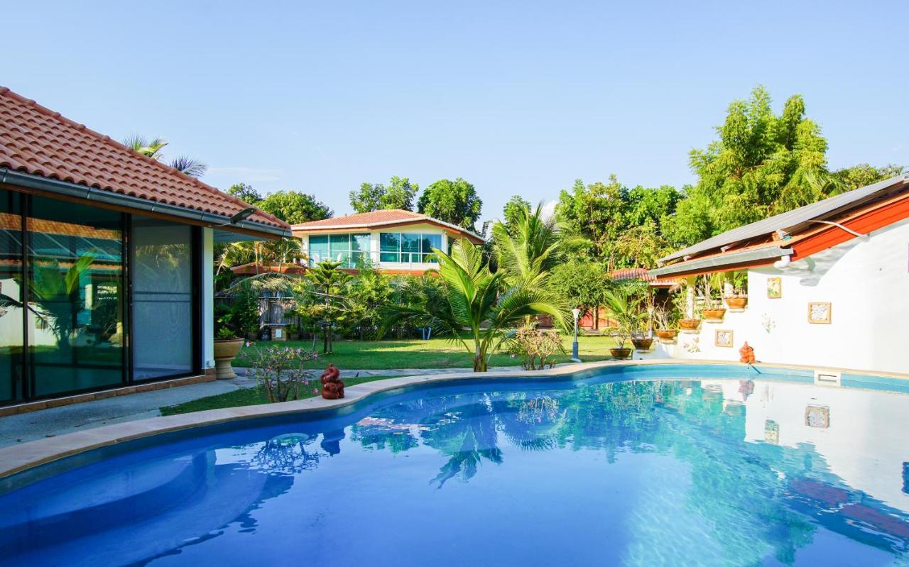Tina'S Living Paradise - Guesthouses With Private Pool Ban Phe Extérieur photo