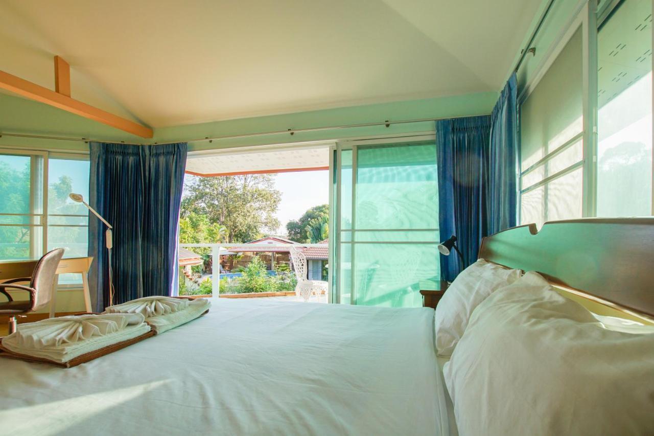Tina'S Living Paradise - Guesthouses With Private Pool Ban Phe Extérieur photo