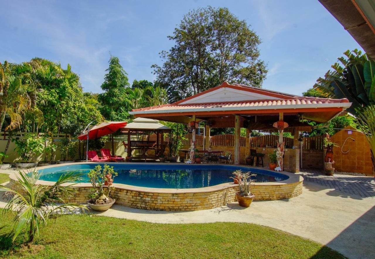 Tina'S Living Paradise - Guesthouses With Private Pool Ban Phe Extérieur photo